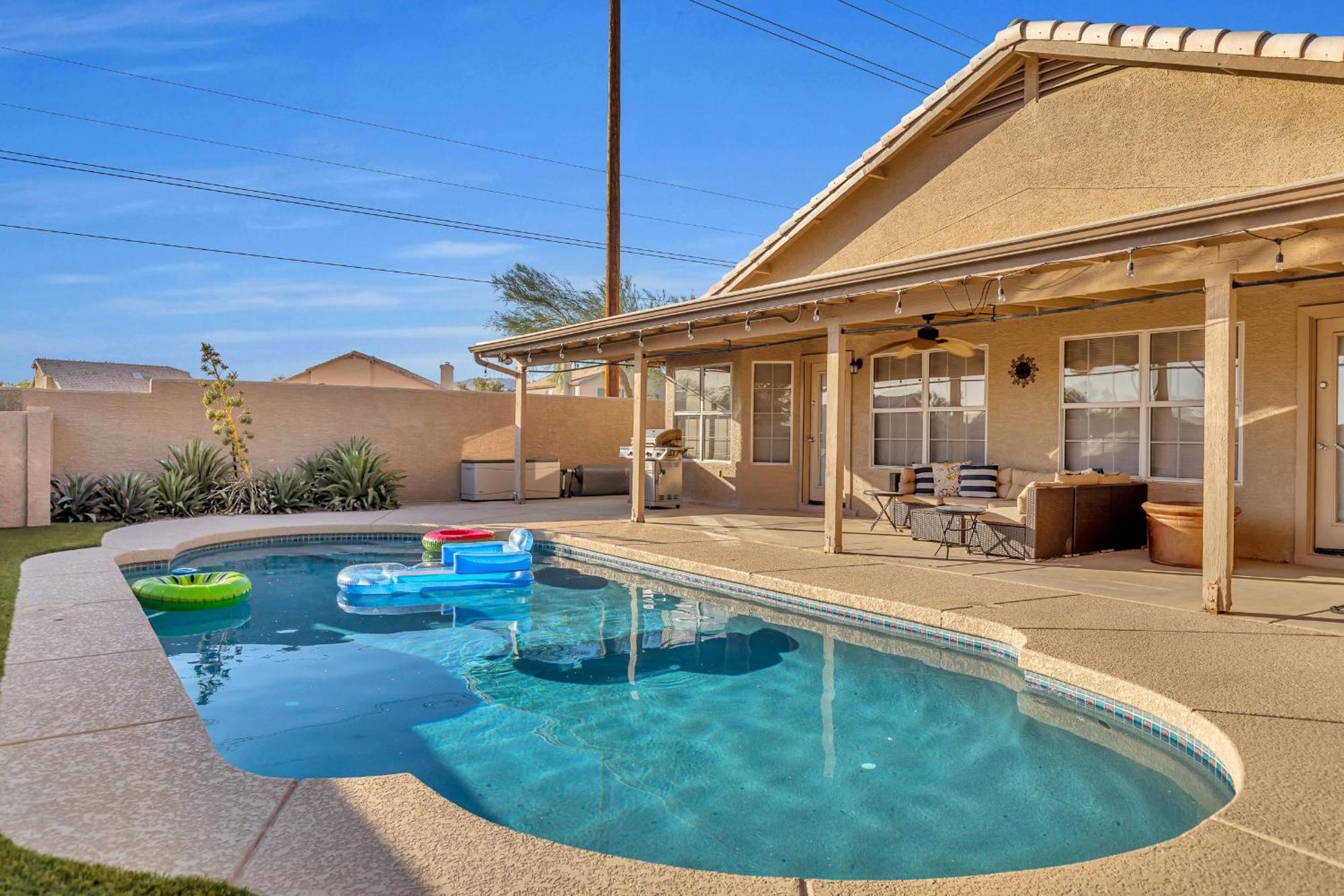 Luxe Phoenix Getaway Eksteriør bilde